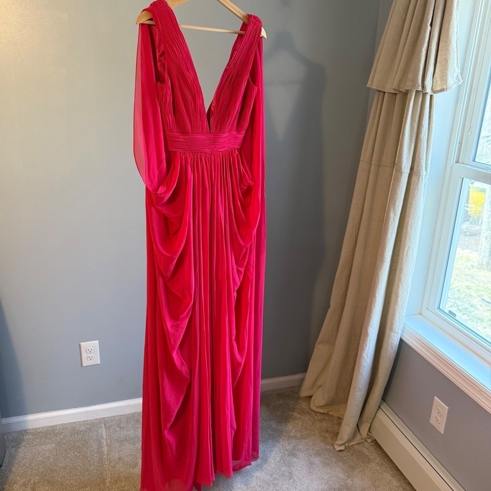 Mac Duggal Ieena Maxi Evening Gown Dress Sz 4 Lowcut Hot Pink Ethereal Goddess